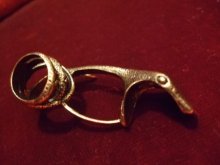 他の写真を見る3: 金蛇のリング　connector ring on two fingers