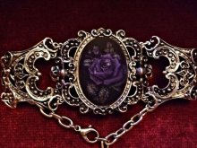 他の写真を見る2: "DEADLY ROSE" gothic bracelet rose with skull髑髏と青薔薇のブレスレット