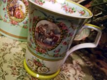 他の写真を見る3: Rococo　貴族柄　ボックスイン　マグカップ
