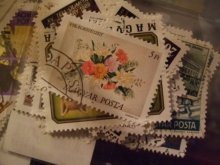 他の写真を見る2: ノスタルジック＆ロマンチックなヨーロッパの使用済み切手セット。