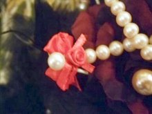 他の写真を見る3: 薔薇の王冠ドレスハット　赤×黒
