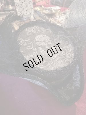 画像6: 大きすぎず程好い大きさでドレスハットの感です。ミニトリコーンハット　Skull Black