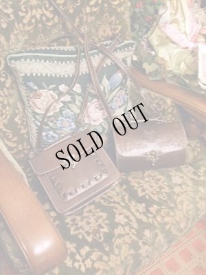 画像2: [再入荷]アンティークブラウン草木柄入り筒型バッグ (2)