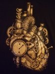 画像3: Black t-shirt mechanical heart steampunk short sleeves (3)