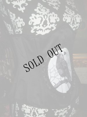 画像3: "DARK RAVEN" gothic cameo crow ブラック　アンダーバストカラスのカメオのコルセット (3)