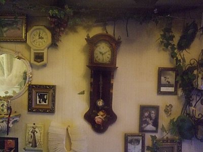 画像3: メーカー終了再販不可[ようやく再入荷！]アンティーク調木製振り子壁掛け時計