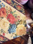 画像13: 薔薇柄のゴブラン織りタッセル付き　テーブルウェア (13)