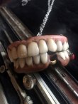 画像3: 「大正時代の入れ歯」ネックレス（両あご） (3)